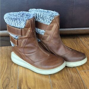 Ecco Noyce Insulated Leather Winter Boots